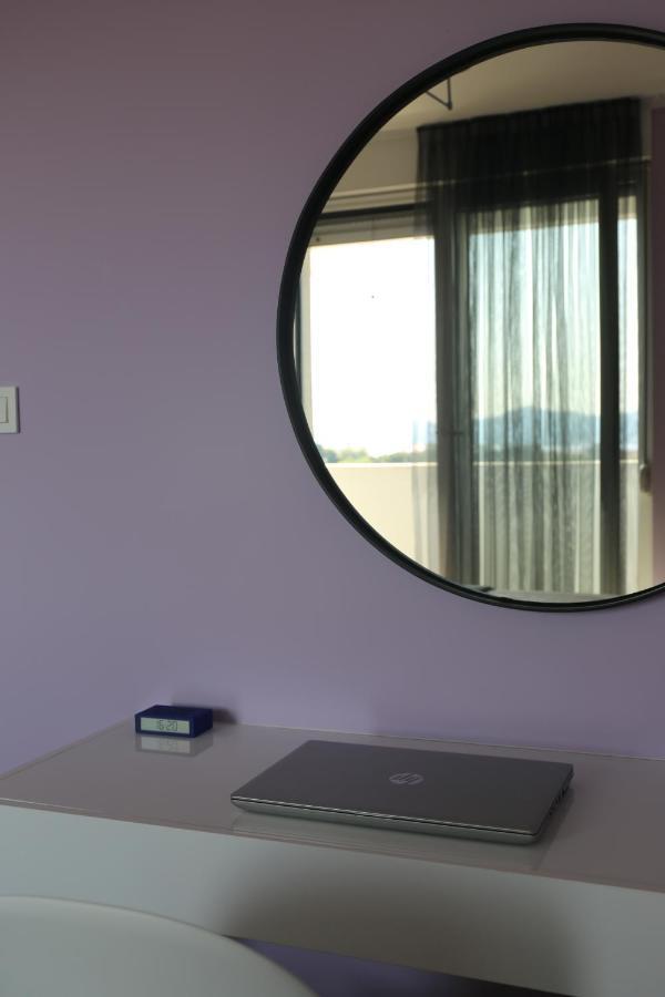 Ambassador Apartment ซาดาร์ ภายนอก รูปภาพ