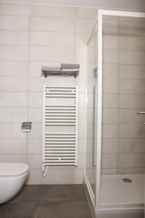 Ambassador Apartment ซาดาร์ ภายนอก รูปภาพ
