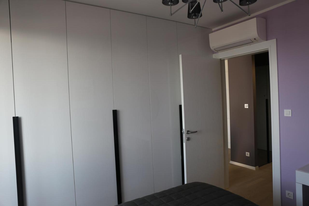 Ambassador Apartment ซาดาร์ ภายนอก รูปภาพ